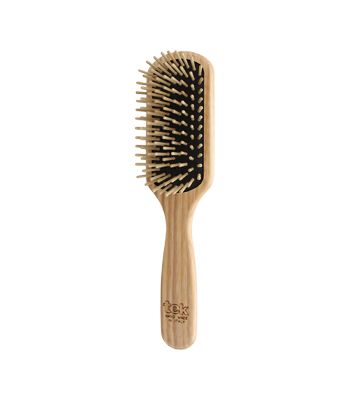 Medium rectangular brush