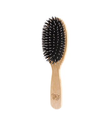 Big oval pneumatic brush with ecological bristles and nylon